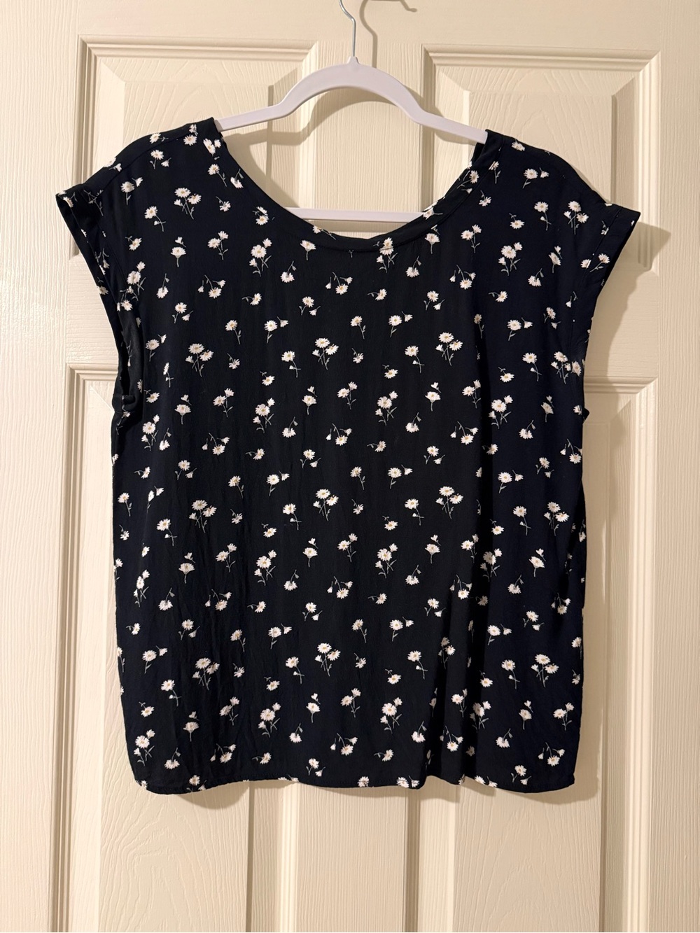 Women's Black & Floral Blouse
